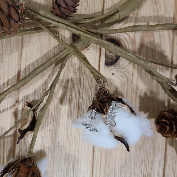 🐱🐱NEW🐱🐱ADORABLE!! Hollow Cat Earring with CZ'S on the collar in 925 Silver - Picture 13 of 13